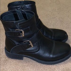 Steve Madden Morty Leather Buckle Booties